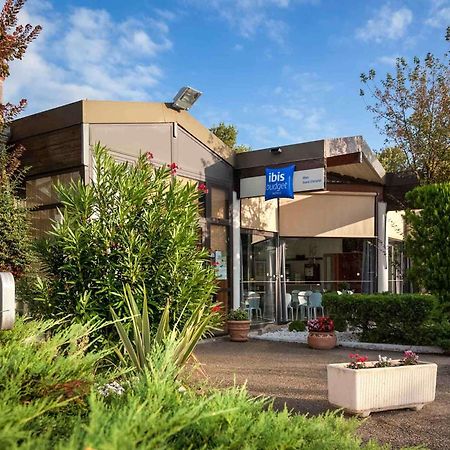 圣克里斯托尔莱萨勒宜必思快捷酒店 Saint-Christol-lès-Alès 外观 照片